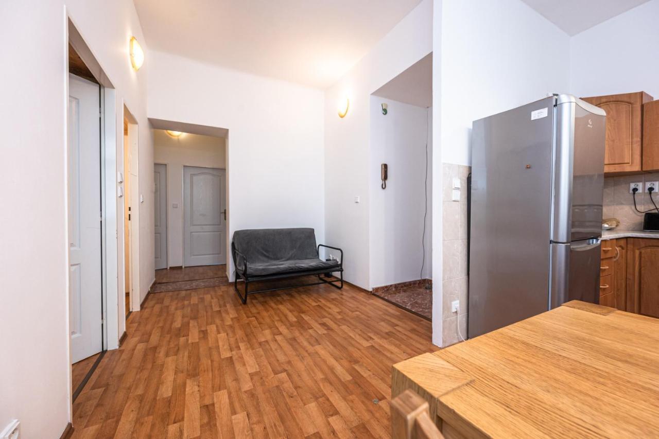 Apartment Lublanska 48 Prag Dış mekan fotoğraf